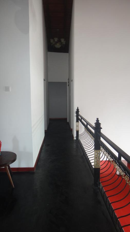 The Kingston Hotel キリバスゴダ エクステリア 写真