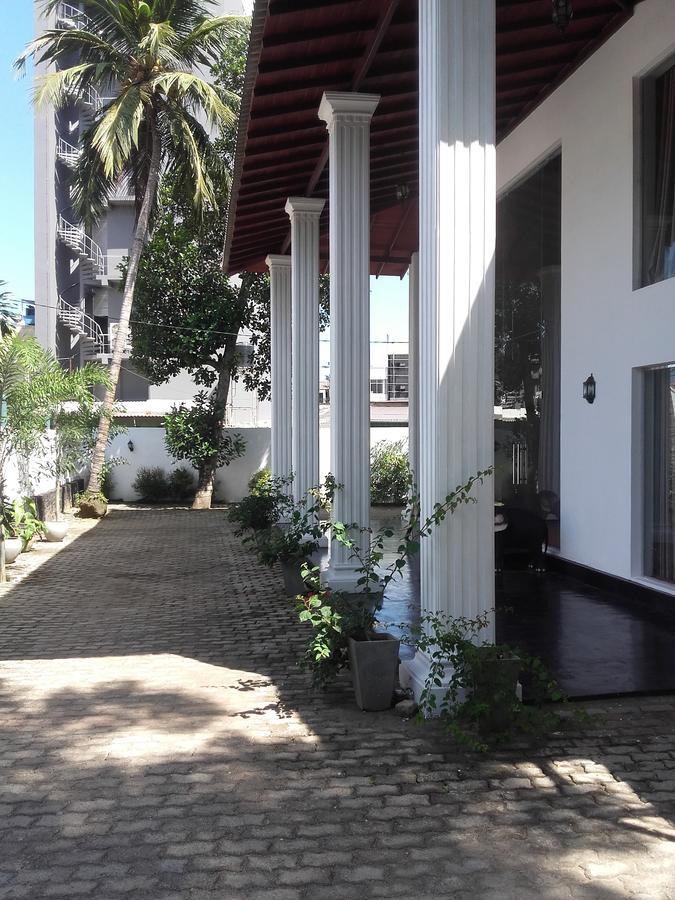 The Kingston Hotel キリバスゴダ エクステリア 写真